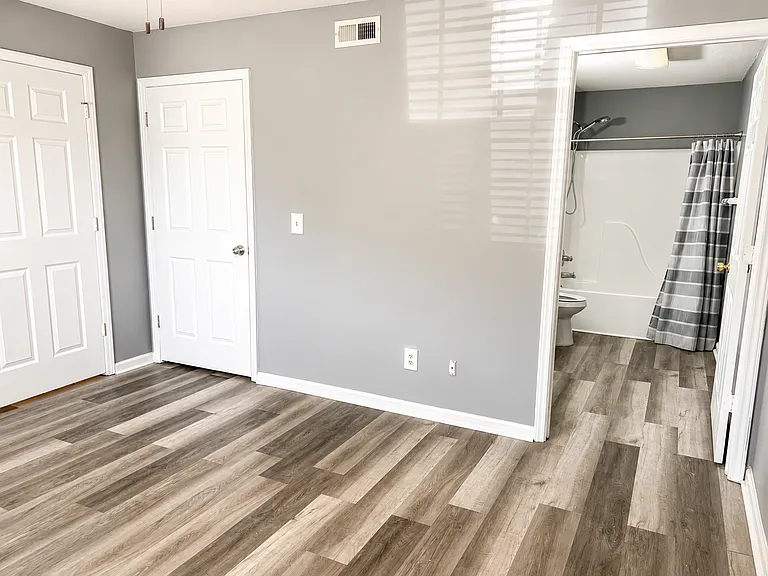 7117 W Friendly Ave #H — Photo 9