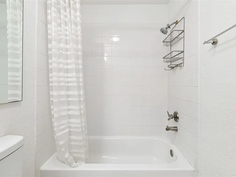 10100 Sailwinds Blvd N #202 — Photo 27