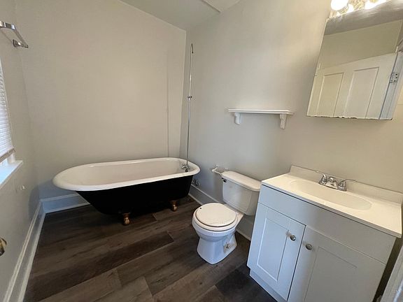 5th image of 1821 Maple Ave #2