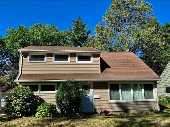 2604 Hawthorne Rd, Cuyahoga Falls, OH 44221