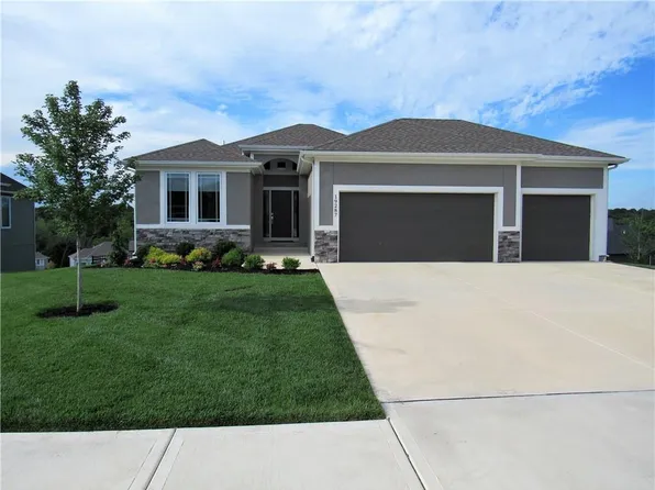 19287 W 109th Pl, Olathe, KS 66061