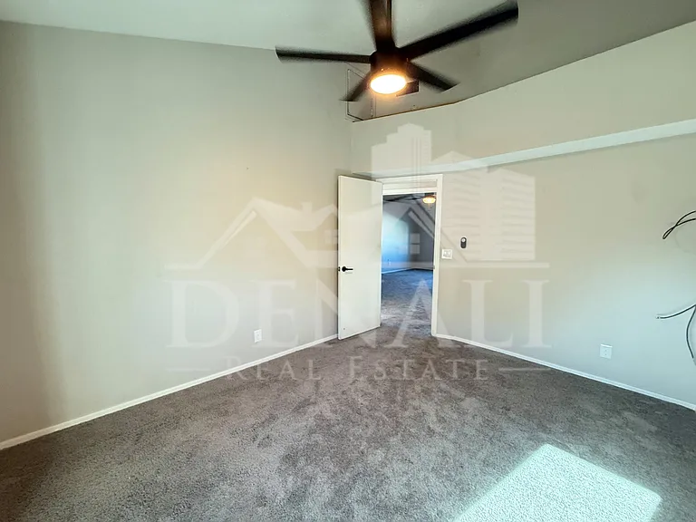 1114 S Surfside Dr — Photo 19