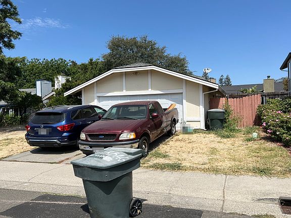 2nd image of 4417 Galbrath Dr