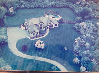 5 Snuffys Ln, Lebanon, NJ 08833