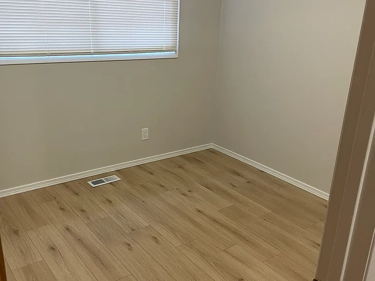9936 SW 37th Ave — Photo 20