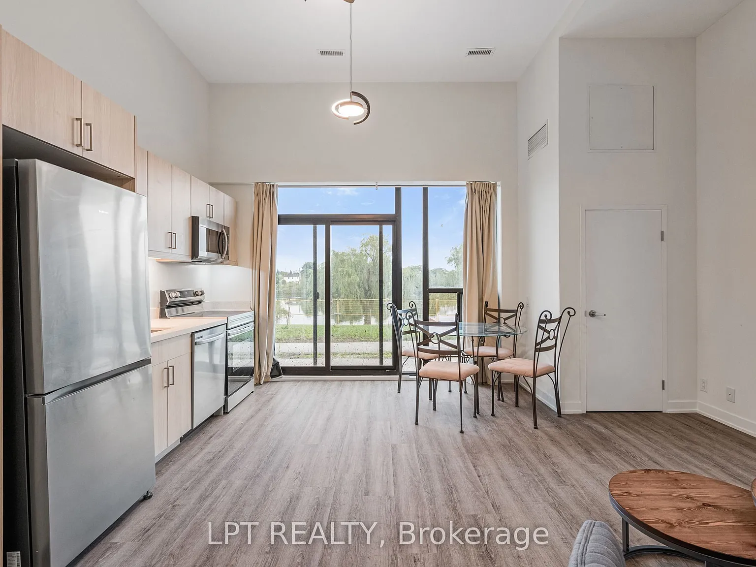 2 bed, $2,300 — Photo 3