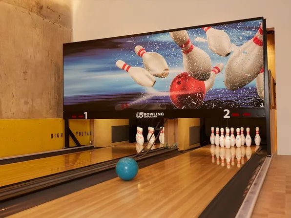 70 Pine Street image 15 of 26