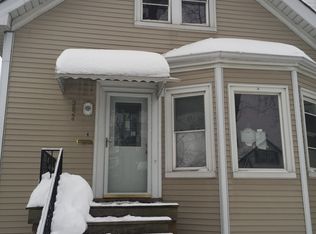 3824 W Eddy St, Chicago, IL 60618