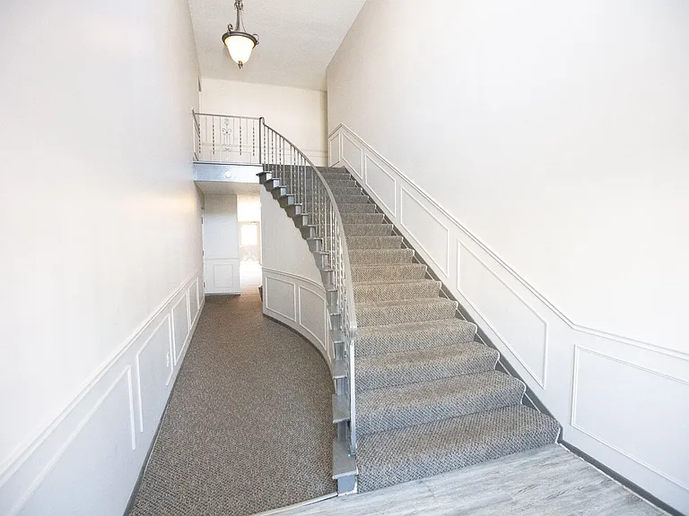 Boulder Creek Apartments — Photo 3