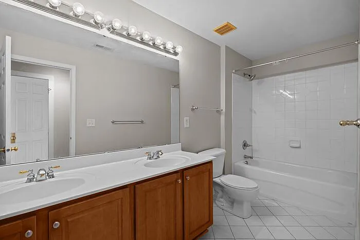 2307 Keara Way — Photo 18