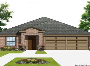 1524 Doncaster Dr, Seguin, TX 78155