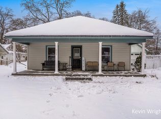 6137 East St, Twin Lake, MI 49457