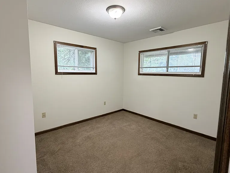 750 Dawson Rd — Photo 15