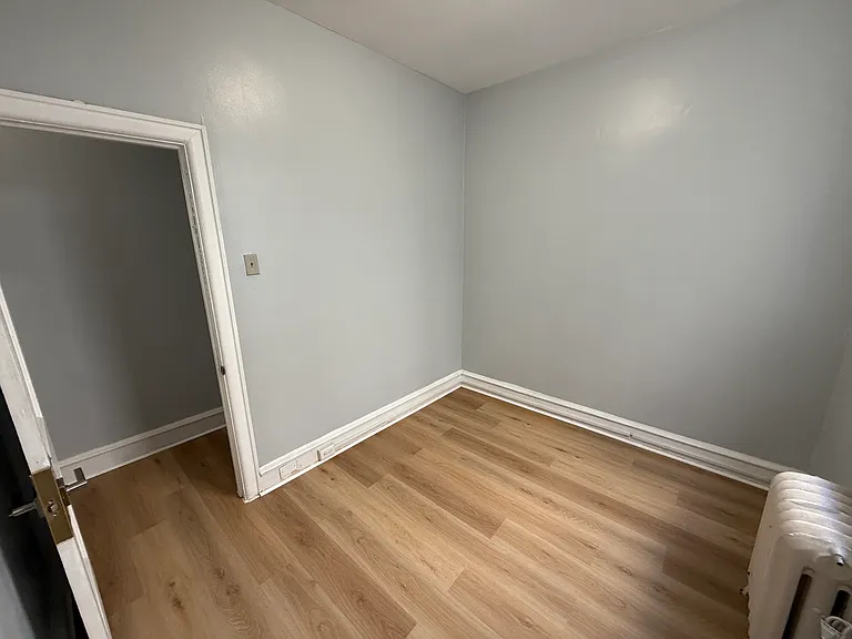 2423 E Allegheny Ave #2 — Photo 10