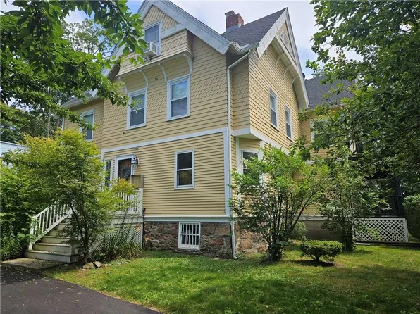 49 Merton Rd #2, Newport, RI 02840