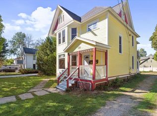 126 N Madison St, Stoughton, WI 53589