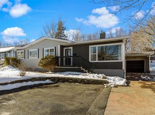 604 Topsail Road, St. John's, NL A1E2C9