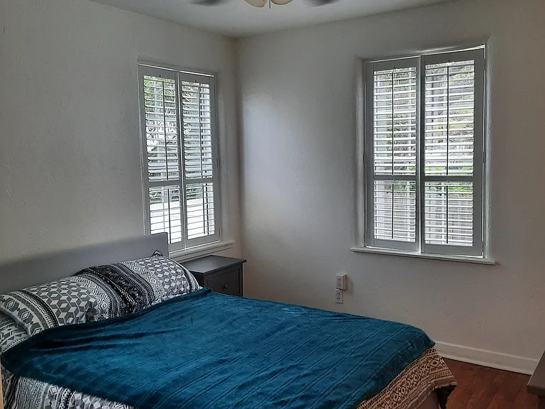 512 Phoenix Ave #9 — Photo 2