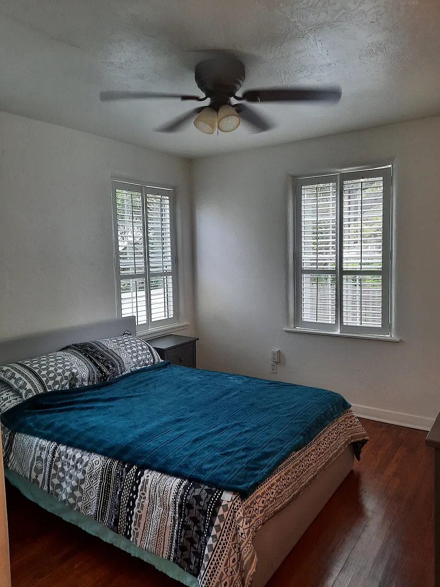 Building Photo - 512 Phoenix Ave #9