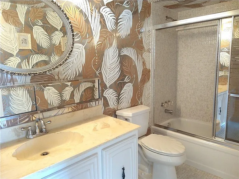 601 Three Islands Blvd #517 — Photo 24
