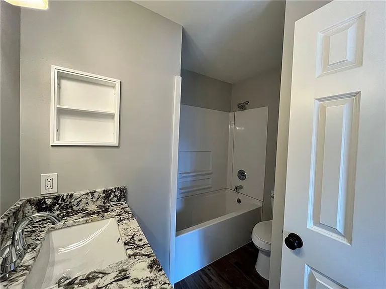 382 Fairway Dr #2 — Photo 10