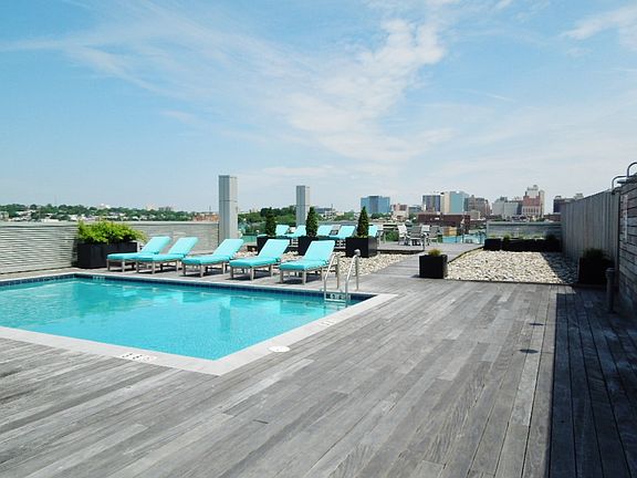 5th image of 105 Christina Landing Dr APT 807