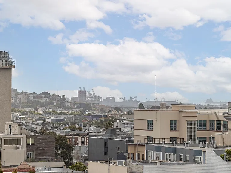 940 Guerrero St — Photo 37