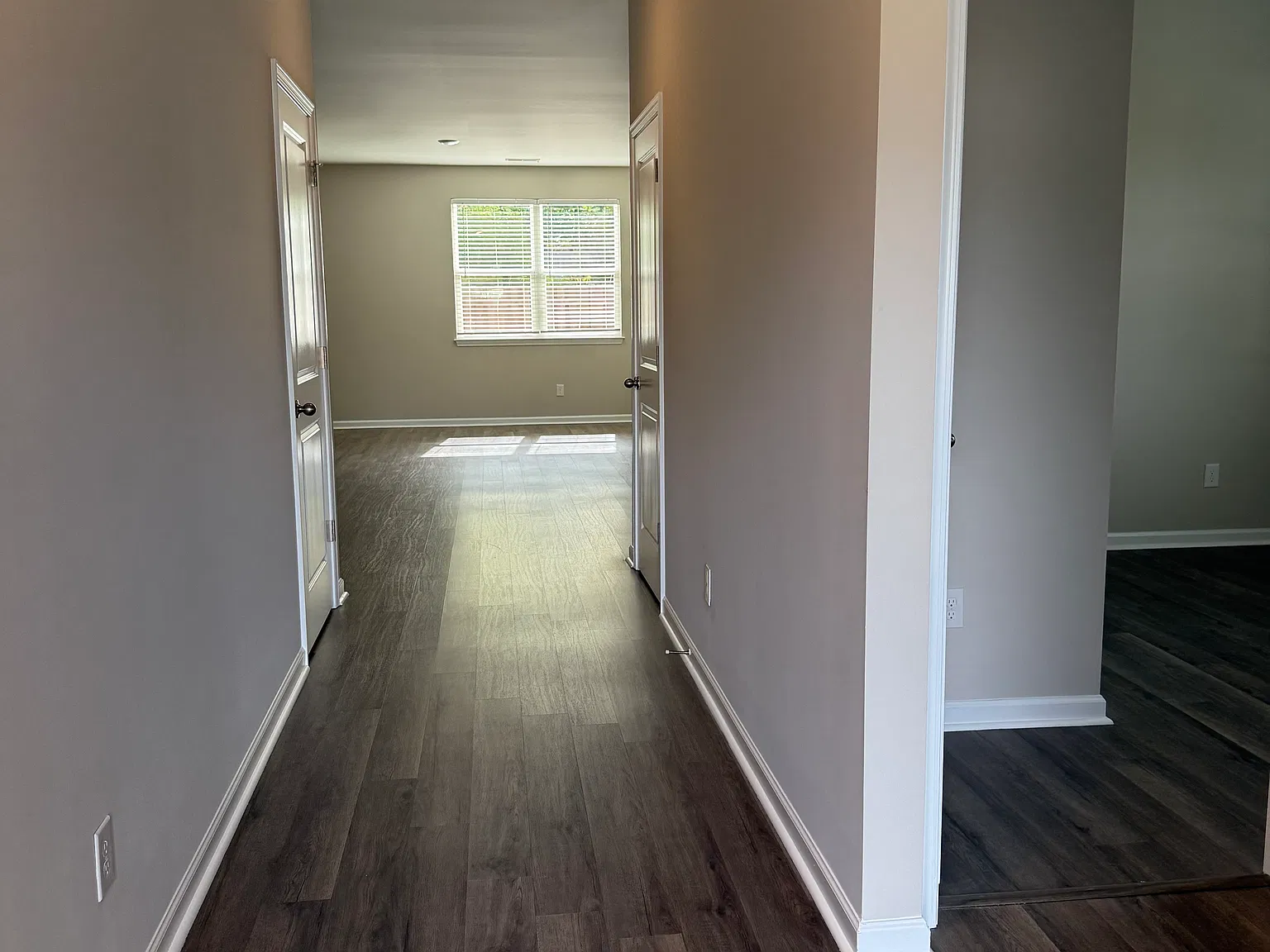 3 bed, 1481 sqft, $2,300 — Photo 3