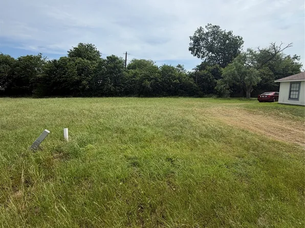 4413 Mimosa Dr, Granbury, TX 76048