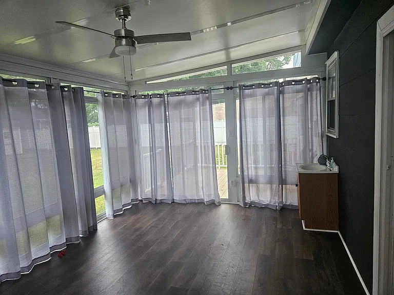 206 Stevenson Ave — Photo 14