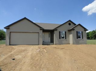 2410 Elizabeth St, Niles, MI 49120