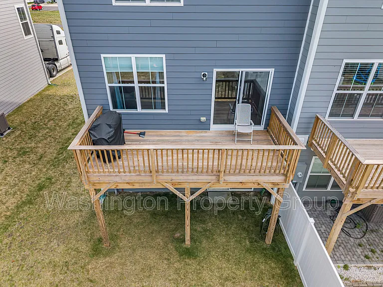 4013 Singerville Ct — Photo 8