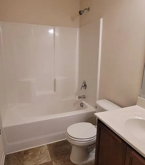 82 Aleah Ct — Photo 5