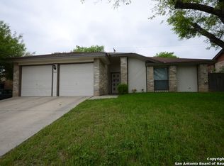 9611 Wildwood Rdg, San Antonio, TX 78250