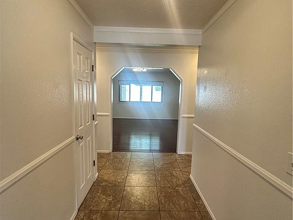 4th image of 25121 Wagner Way