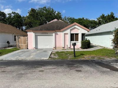 1006 W Jasmine Ln, North Lauderdale, FL, 33068