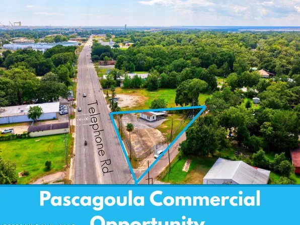 2017 Telephone Rd, Pascagoula, MS 39567