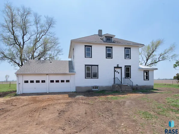 27575 441st Ave, Marion, SD 57043