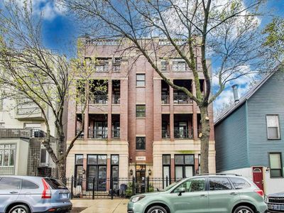 2820 N Sheffield Ave #1S, Chicago, IL, 60657