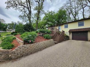 400 Woodcrest Ln, Milton, WI 53563
