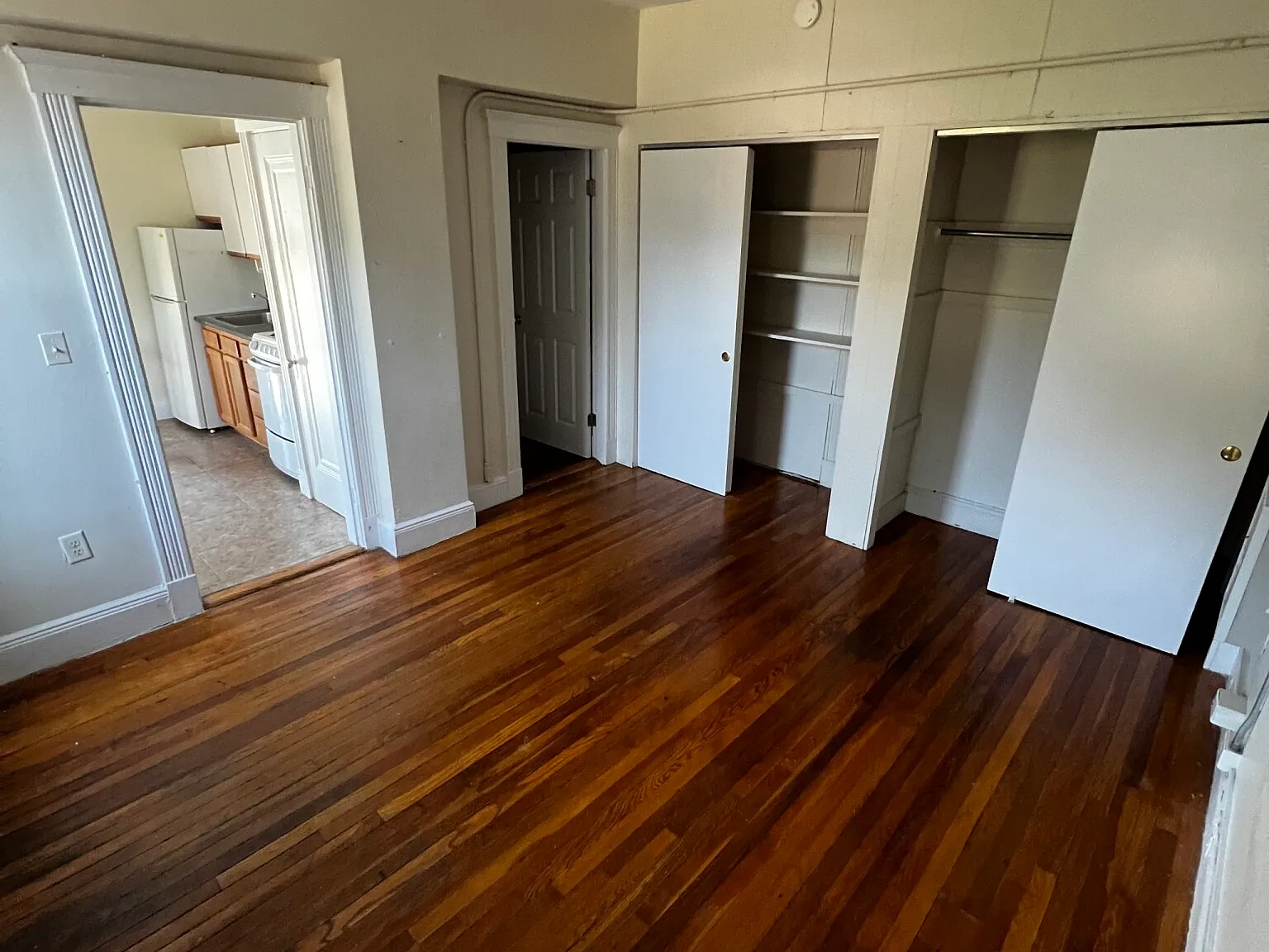 Studio, $1,925 — Photo 2