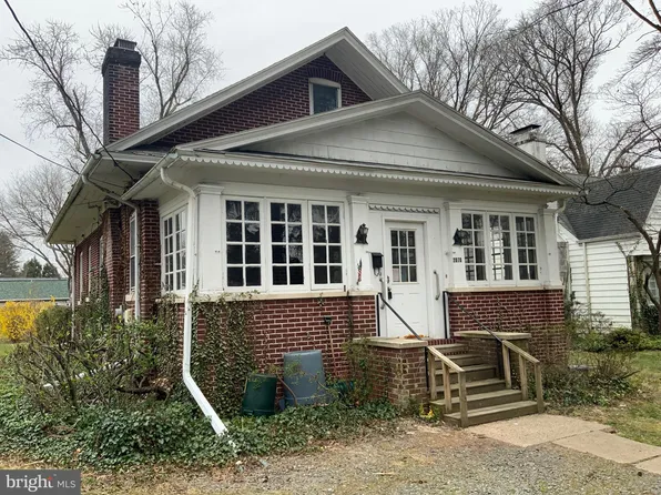 2070 Pennington Rd, Ewing, NJ 08618