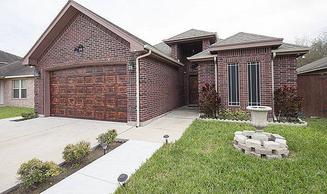 1st image of 2114 Llano Molano Ln
