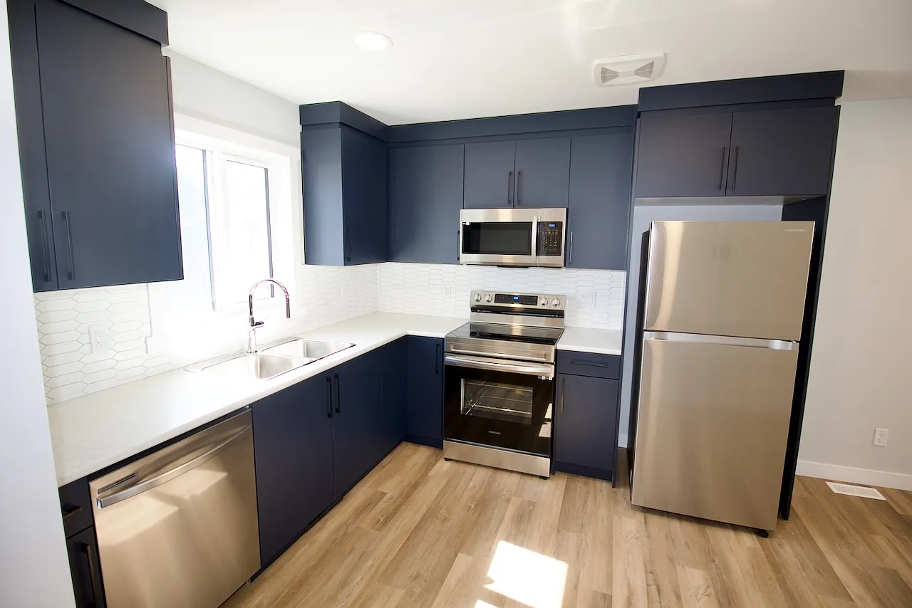1 Bed 1 Bath Garage Suite Blatchford Edmonton — Photo 3