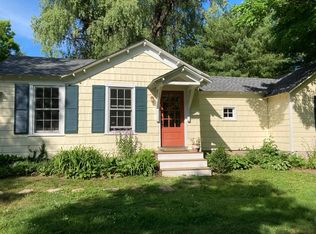 40 Furnace Rd #40, Lakeville, CT 06039