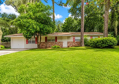 3236 NW 30th Pl Photo 1