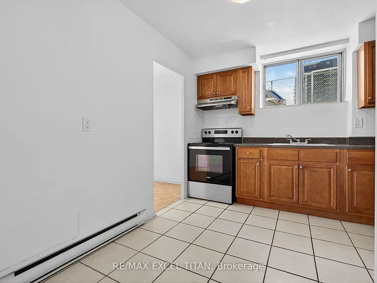 1042 Sheppard Ave W #G1 — Photo 12