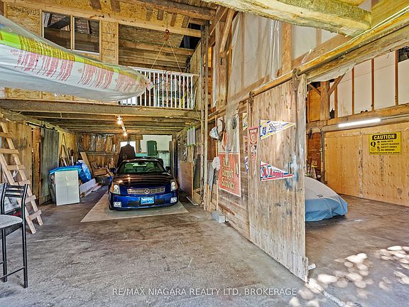 5th image of 11562 Lakeshore Rd
