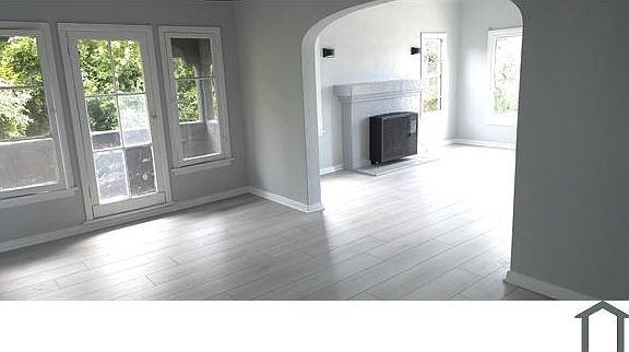 4th image of 3014 1/2 Wellington Rd
