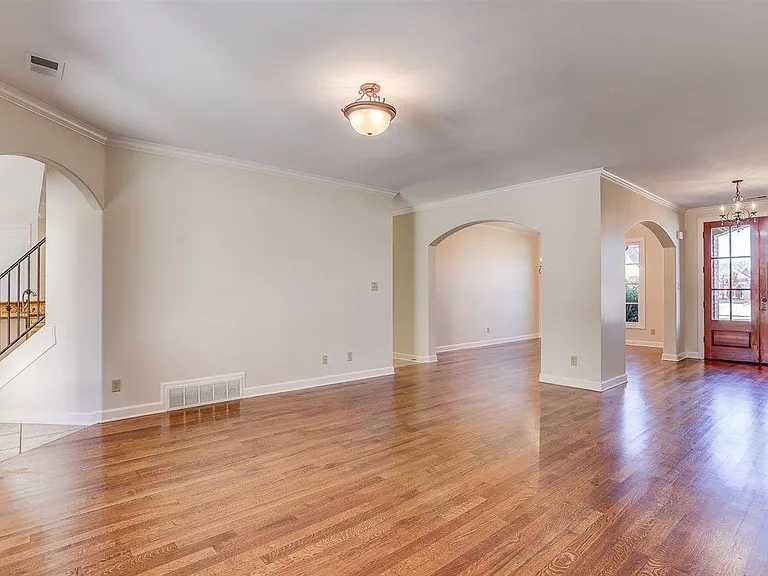 1690 Totty Ln — Photo 7
